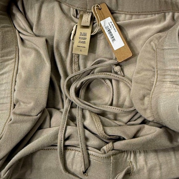 SKIMS Sleep Pants Pajama Lounge Pants Taupe Large - Picture 7 of 10